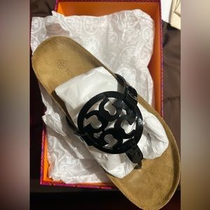 ✨BRAND NEW✨ TORY BURCH MILLER CLOUD